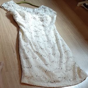 Hailey -Adrianna Papell dress